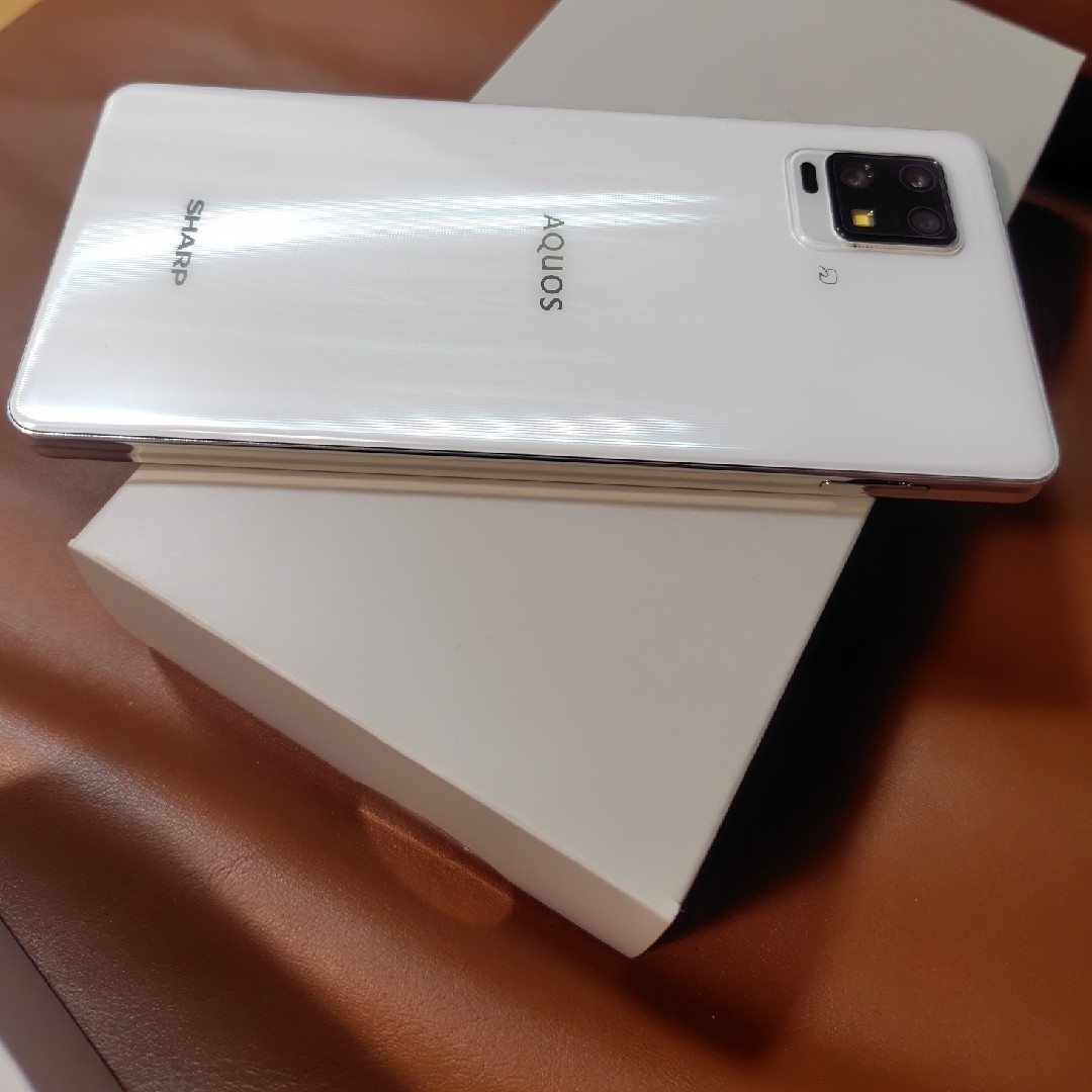 SHARP(シャープ)のAQUOS zero6 128GB SH-RM18 スマホ/家電/カメラのスマートフォン/携帯電話(スマートフォン本体)の商品写真