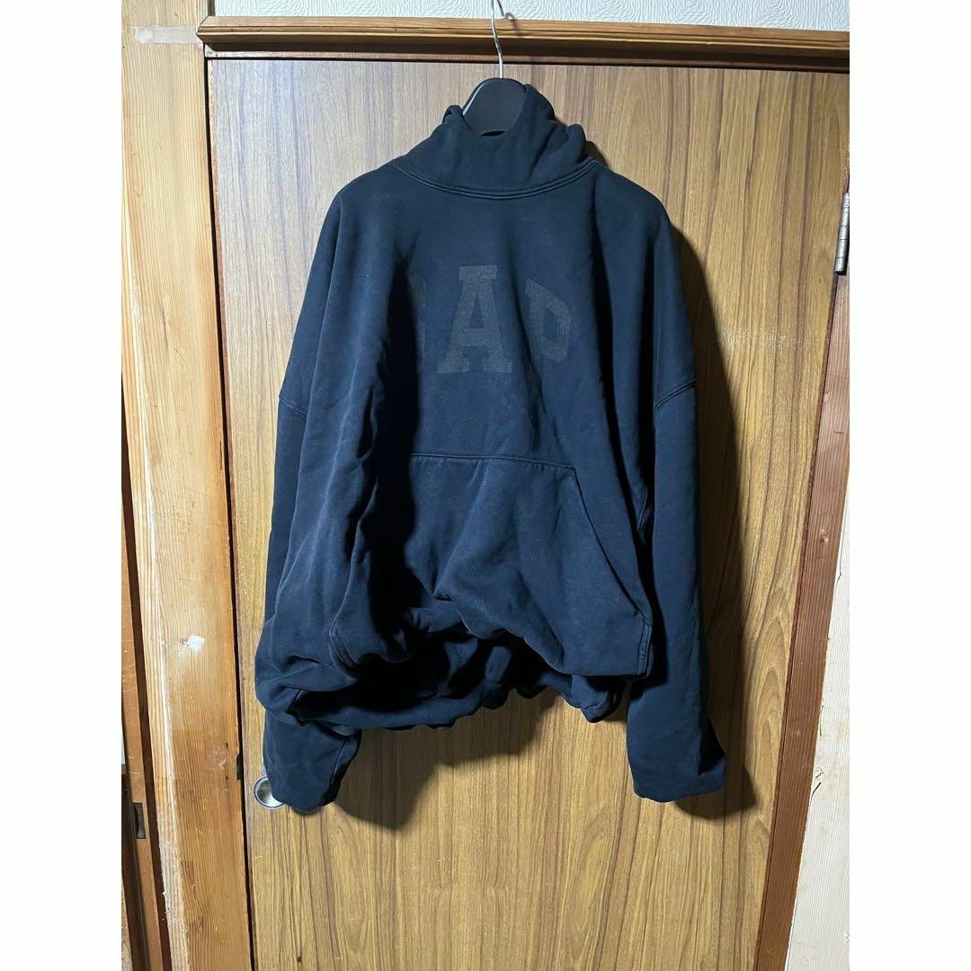 BALENCIAGA(バレンシアガ)のYeezy Gap Balenciaga Dove Hoodie Ｓサイズ　新品 メンズのトップス(パーカー)の商品写真