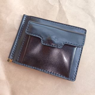 【訳あり品写真参照】「革のダイヤモンド」コードバン黒の小銭入れ付きマネークリップ(マネークリップ)