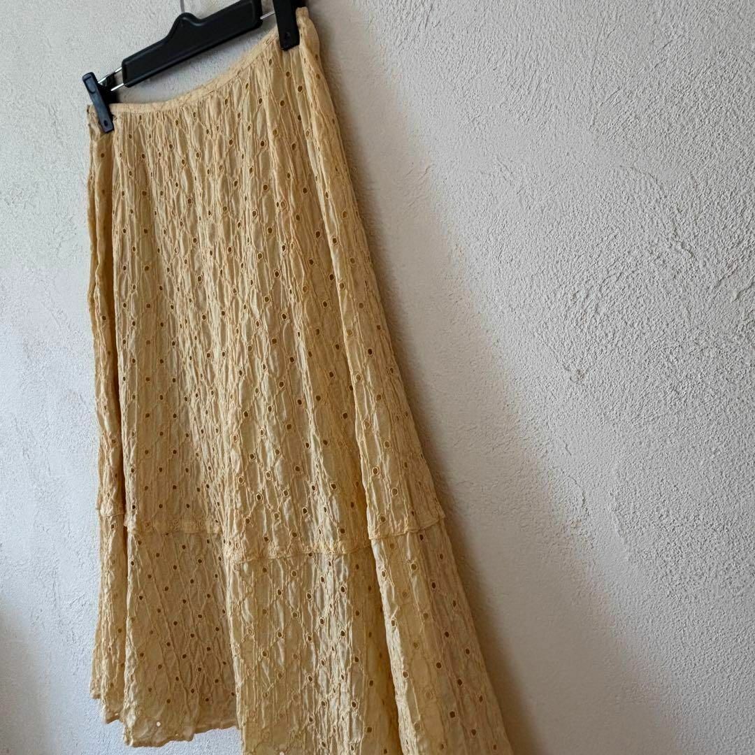 Sybilla(シビラ)のシビラ　フレアスカート　刺繍　レース　イエロー　切り替え　M レディースのスカート(ロングスカート)の商品写真