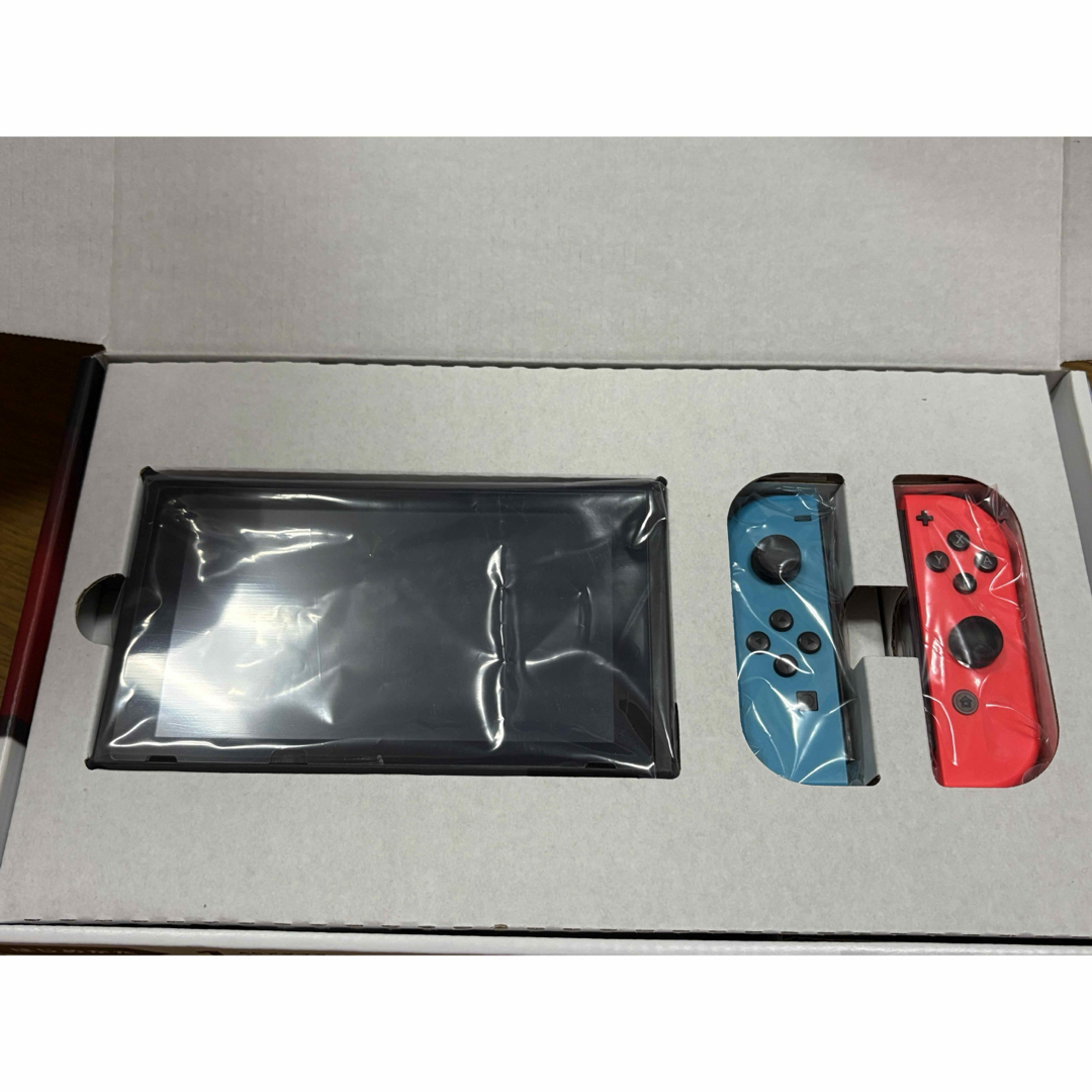 任天堂 - ニンテンドースイッチ 本体＋持ち運びポーチ SDカード