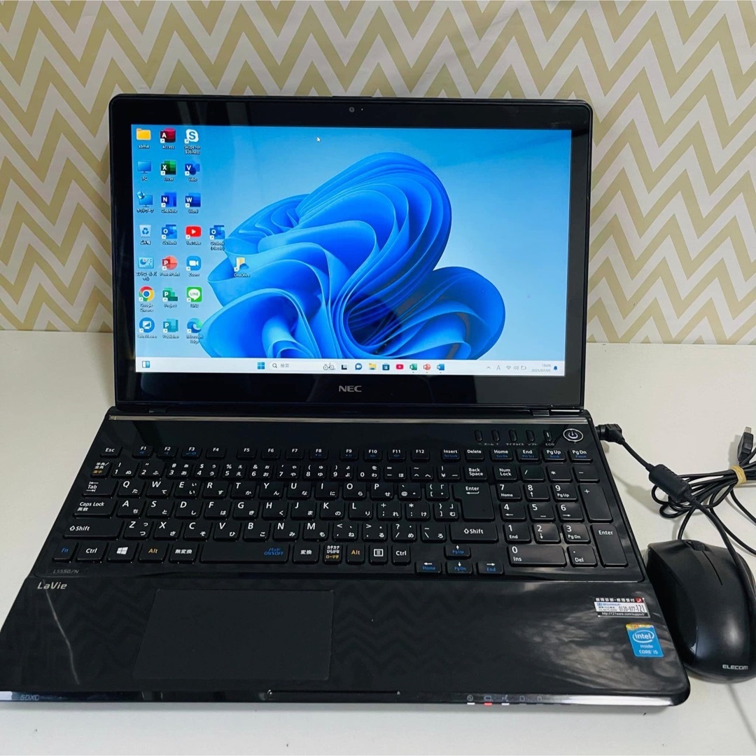 NEC(エヌイーシー)のT353 NECノートパソコンWEBカメラSSDメモリ8G高速Windows11 スマホ/家電/カメラのPC/タブレット(ノートPC)の商品写真