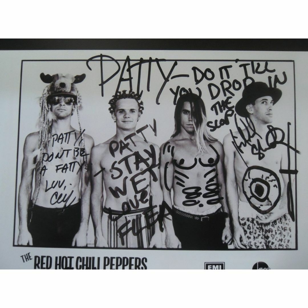 A4 額付き ポスター レッチリ Red Hot Chili Peppers インテリア/住まい/日用品のインテリア小物(フォトフレーム)の商品写真