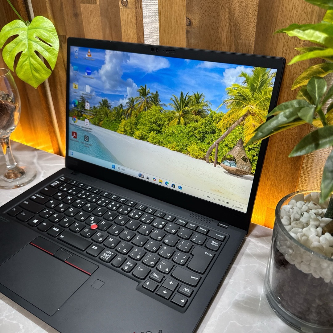 人気‼️Thinkpad X1 Carbon Gen8☘️最高峰i7☘️メモリ16GB Amazon.com: Lenovo Gen 8 ThinkPad X1 Carbon with 14