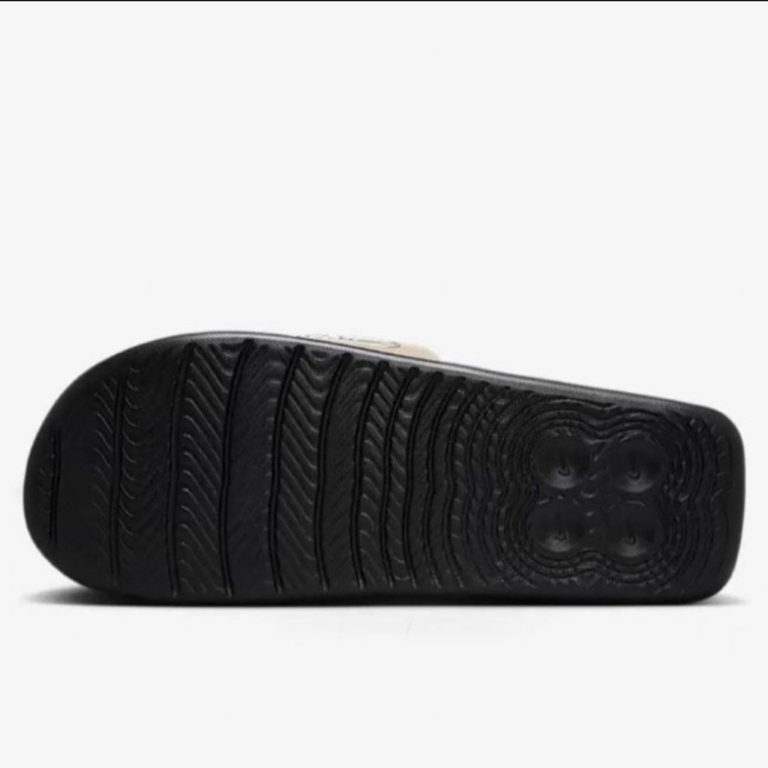 NIKE(ナイキ)の[箱付き　上質な履き心地♪] メンズスライド　ナイキ　エア　マックス　シロ　32 メンズの靴/シューズ(サンダル)の商品写真