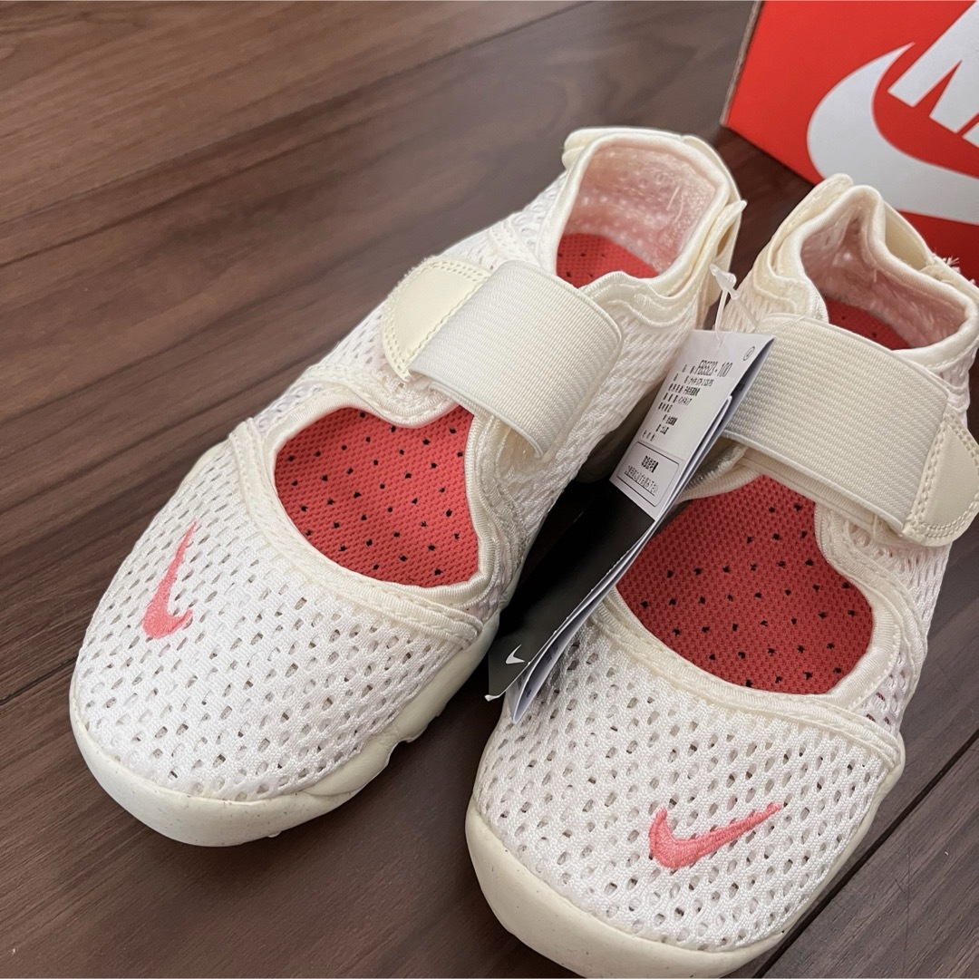 NIKE(ナイキ)の新品　NIKE ナイキ  サンダル　シューズ　メッシュ RIFT 2  キッズ/ベビー/マタニティのキッズ靴/シューズ(15cm~)(サンダル)の商品写真