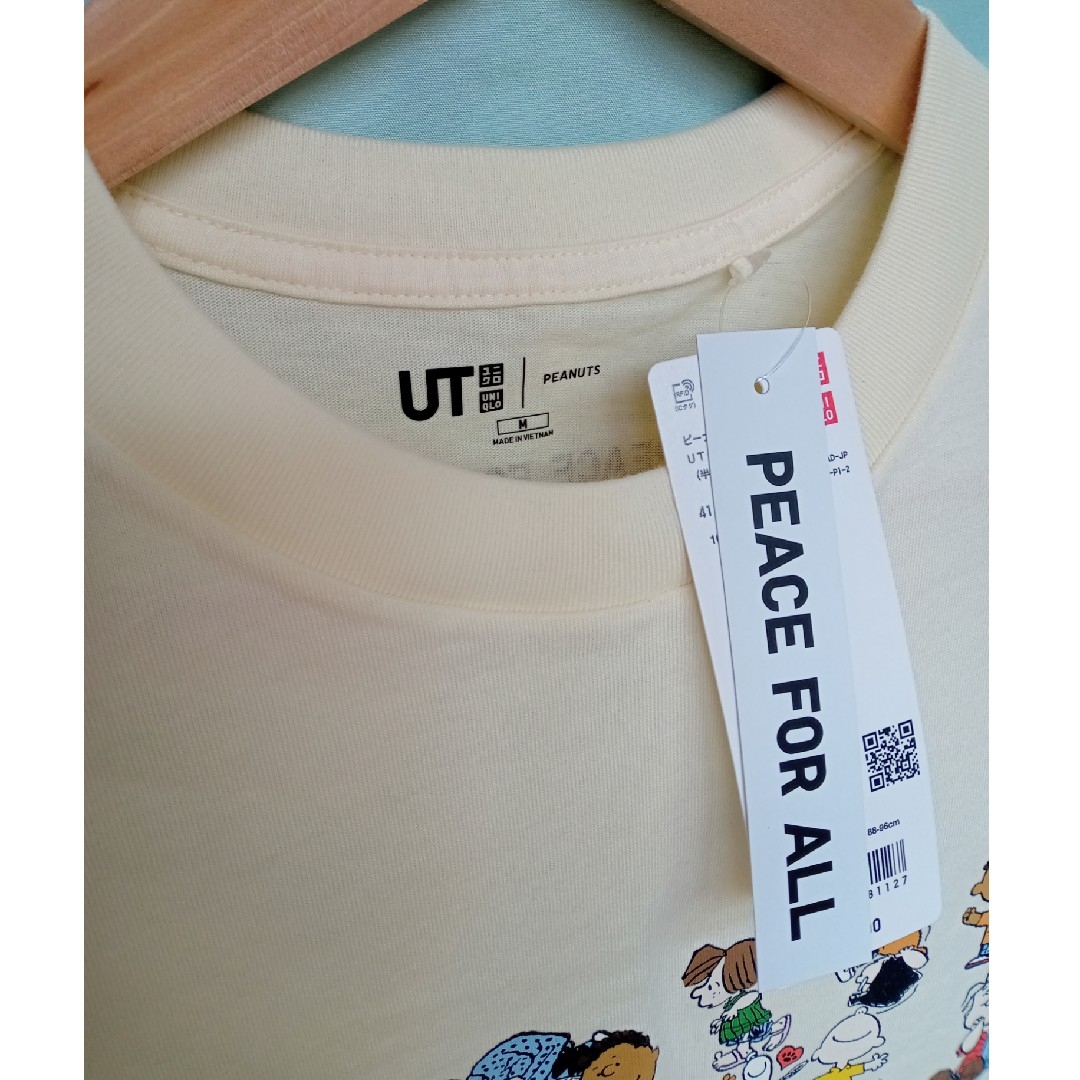 UNIQLO(ユニクロ)の新品　PEACE   FOR  ALL  Ｔシャツ ピーナッツ　サイズM メンズのトップス(Tシャツ/カットソー(半袖/袖なし))の商品写真