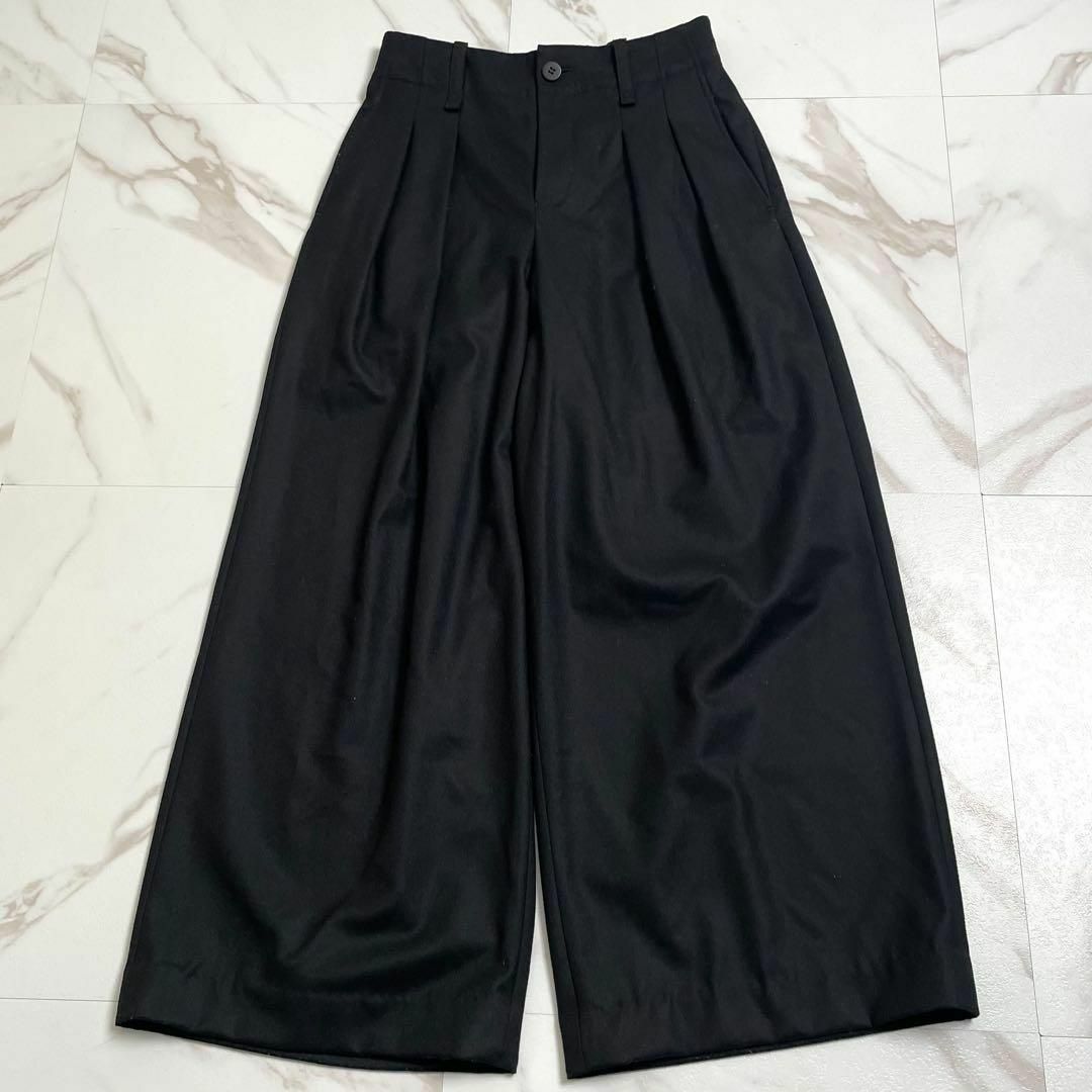 Issey Miyake 黒と青のストライプ ワイドパンツ Issey Miyake 黒と青のストライプ ワイドパンツ 楽天市場】ISSEY