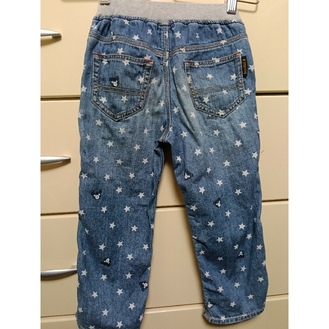 mikihouse(ミキハウス)のミキハウス ダブルビー 星柄 デニムパンツ クロップドパンツ 130 キッズ/ベビー/マタニティのキッズ服男の子用(90cm~)(パンツ/スパッツ)の商品写真