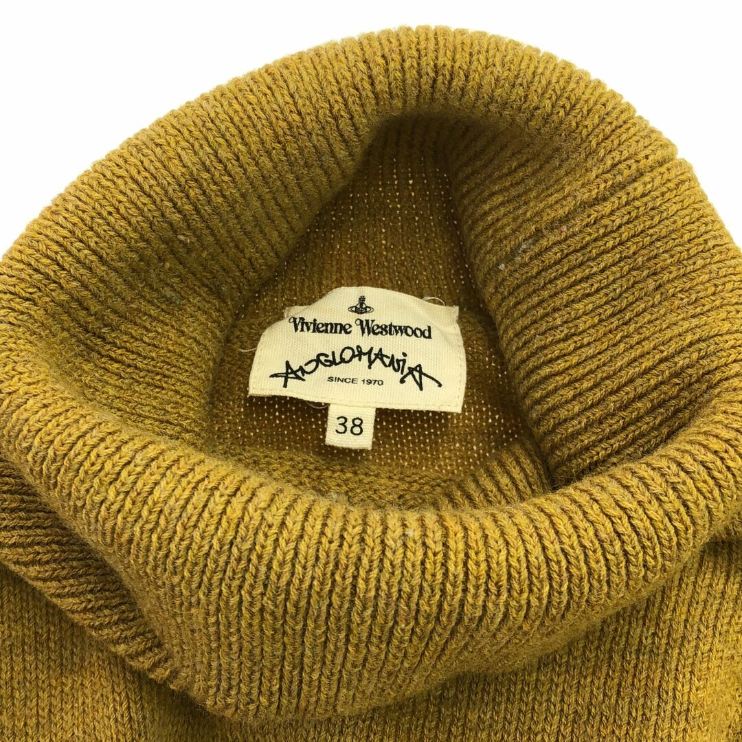 Vivienne Westwood(ヴィヴィアンウエストウッド)のヴィヴィアンウエストウッド アングロマニア Vivienne Westwood ANGLOMANIA タートルネック ニット 衣料品 トップス ウール レディース イエロー系 【中古】 レディースのトップス(ニット/セーター)の商品写真