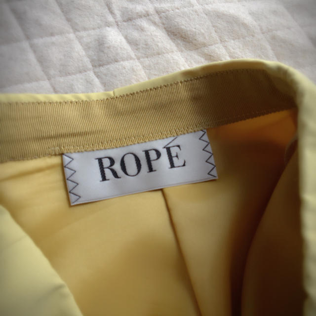 ROPE’(ロペ)の16'ロペROPE♡タックギャザースカート♡イエロー レディースのスカート(ひざ丈スカート)の商品写真