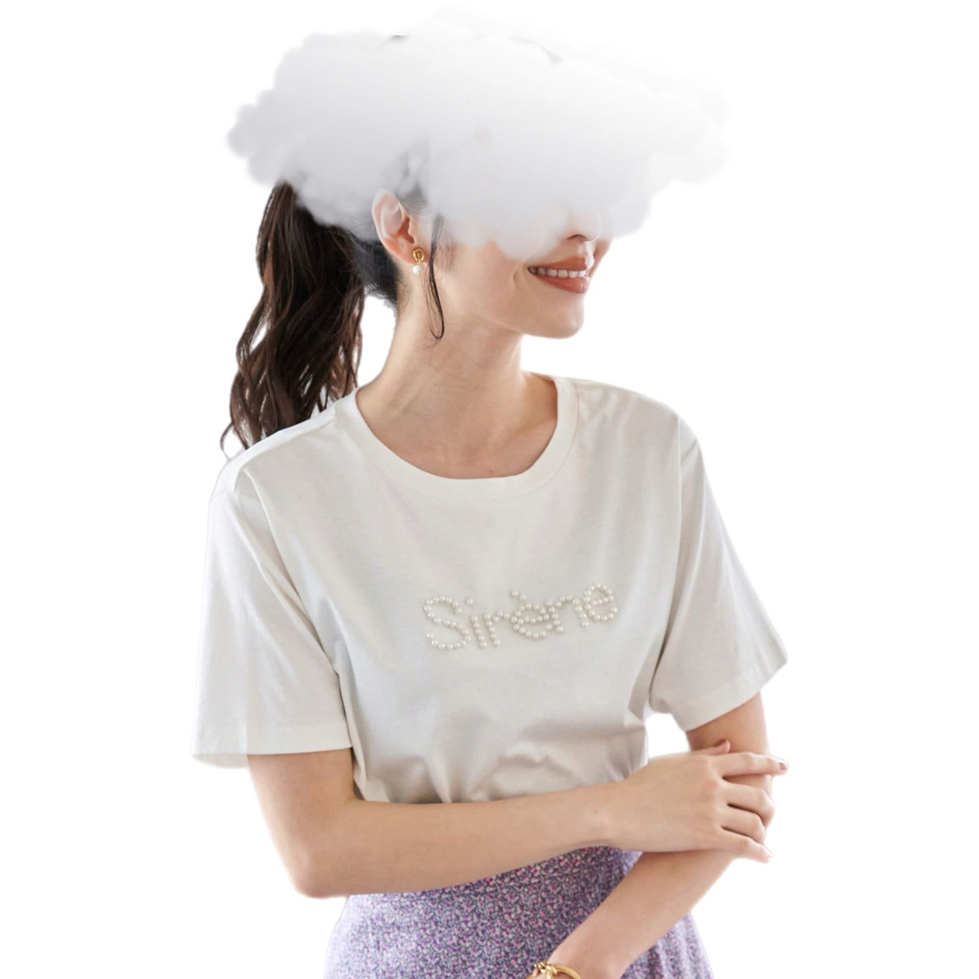 FRAY I.D(フレイアイディー)の定価1万弱！ラブティックボンボン パール刺繍クロップドTシャツ ロゴTシャツ 白 レディースのトップス(Tシャツ(半袖/袖なし))の商品写真