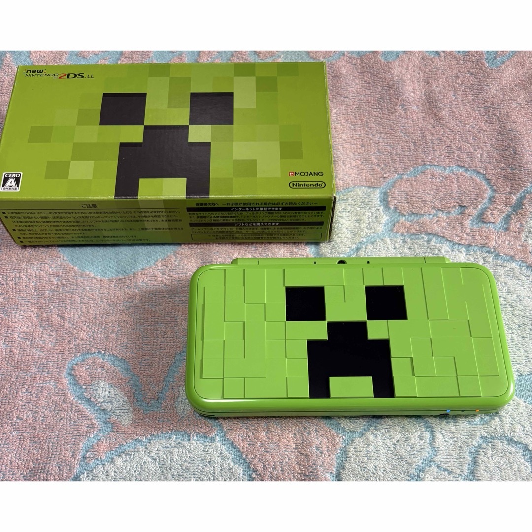 Nintendo 他ゲーム機本体 MINECRAFT NEWニンテンドー2DS… 美品レア】中古ゲーム機 MINECRAFT Newニンテンドー2DS LL