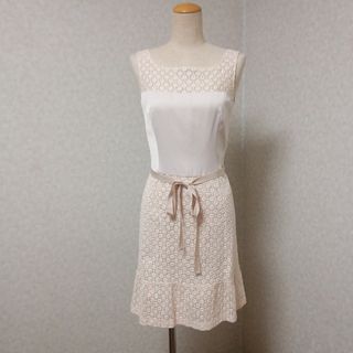 ヨンドシー(4℃)の4℃ ピンクベージュワンピース(ひざ丈ワンピース)