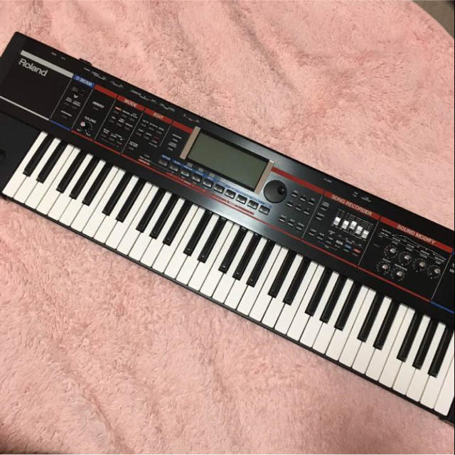 juno-G シンセサイザー-