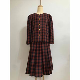レリアン(leilian)のレリアン ウール100% チェック柄 セットアップ 9号 金ボタン 日本製(セット/コーデ)