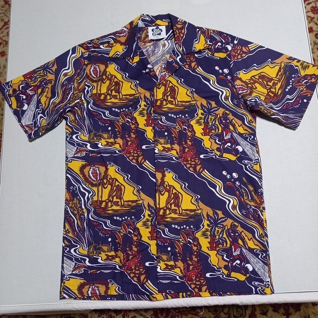 Hilo Hattie綿アロハシャツ紺 海の漁風景S新品未使用 メンズのトップス(シャツ)の商品写真