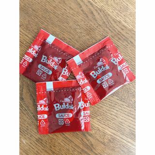 プルダックポックンミョン プルダック ソース　3袋♡(インスタント食品)
