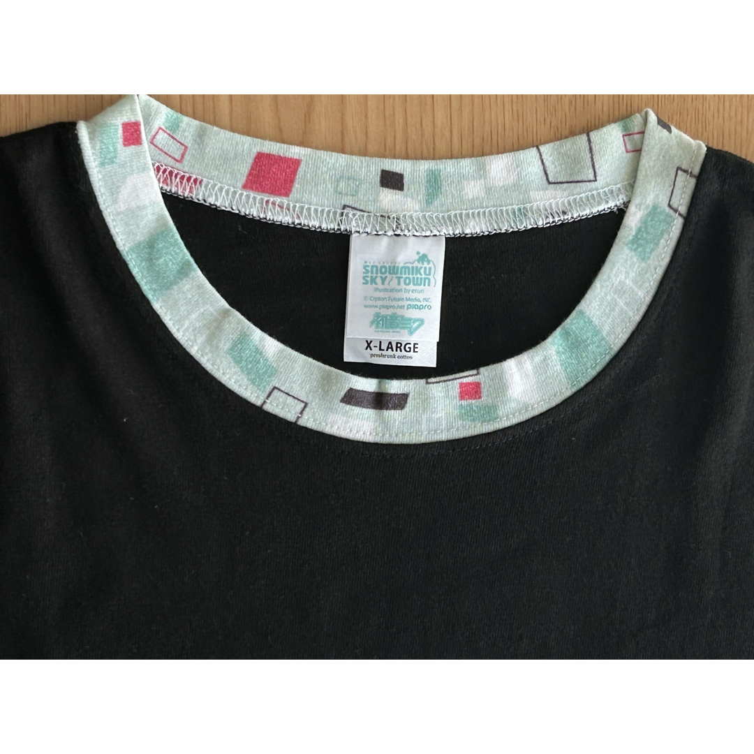 美品　snowmiku 雪ミク　sky town リンガー半袖Tシャツ　XL メンズのトップス(Tシャツ/カットソー(半袖/袖なし))の商品写真