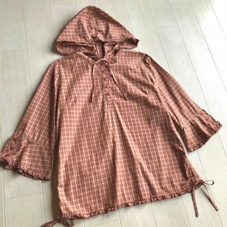 ピンクハウス(PINK HOUSE)のピンクハウス チェック柄 フード付き ピコフリル 7分袖 ブラウス(シャツ/ブラウス(長袖/七分))