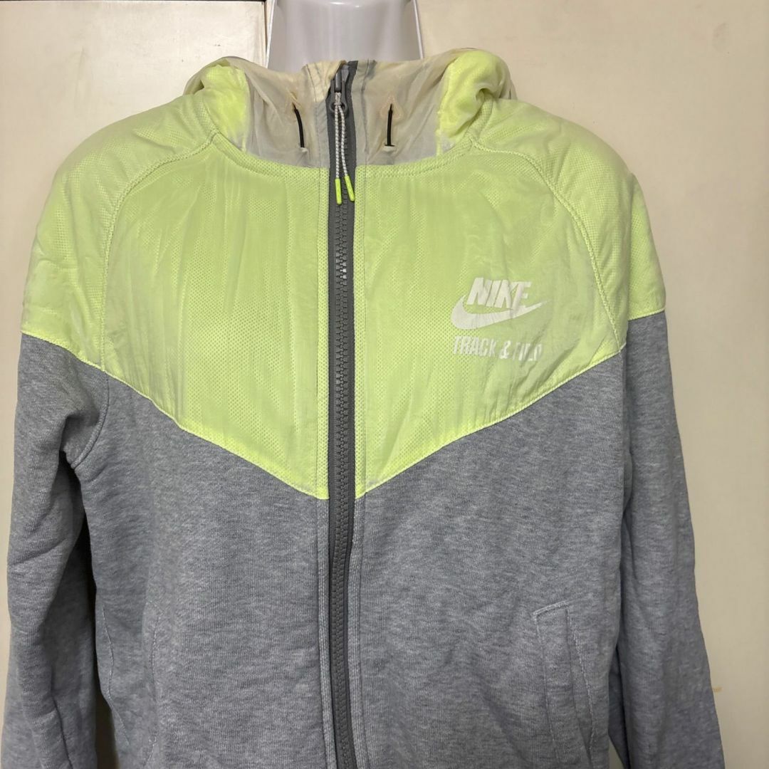 NIKE　ナイキ　パーカー　グレー×イエロー　メンズ　ツートン　フード　ジャージ メンズのトップス(パーカー)の商品写真