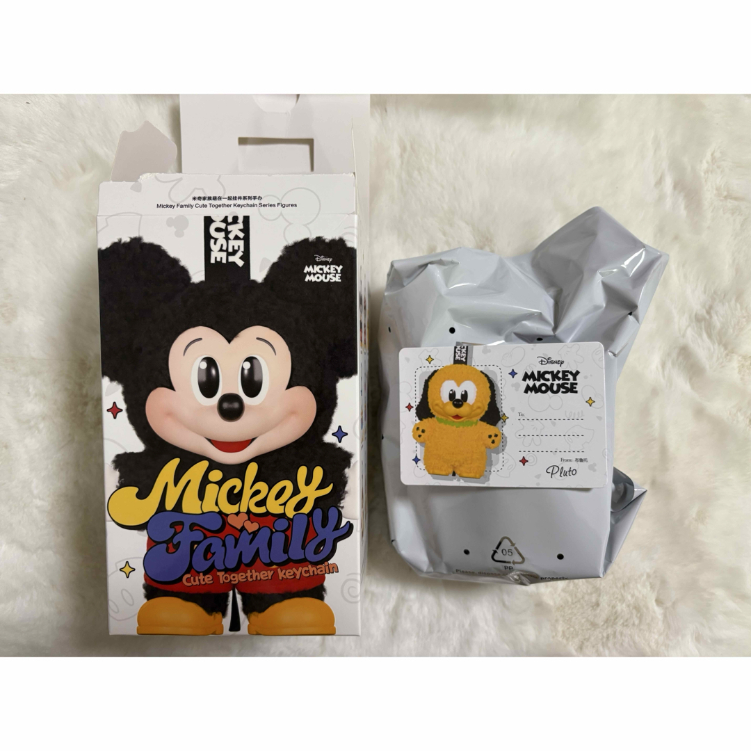 Disney - POPMART Mickey Family ぬいぐるみキーチェーン