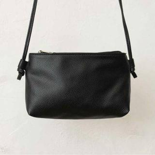 合皮シンプルあおりポケットショルダー(ショルダーバッグ)