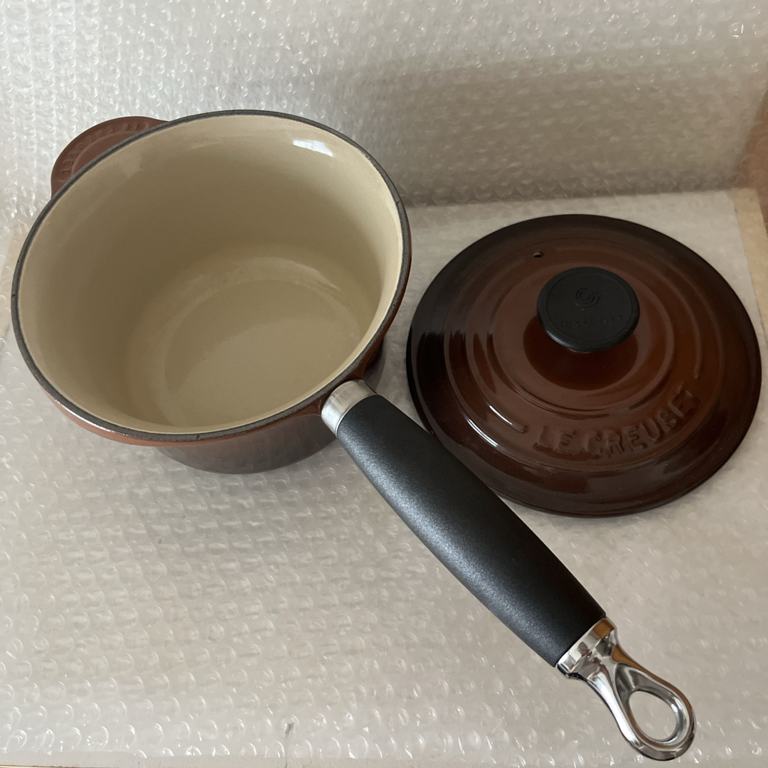LE CREUSET(ルクルーゼ)のLE CREUSET ルクルーゼ ♡ ソースパン 16cm  片手鍋 インテリア/住まい/日用品のキッチン/食器(鍋/フライパン)の商品写真