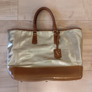 FURLA - FURLA ゴールドブラウン トートバッグ