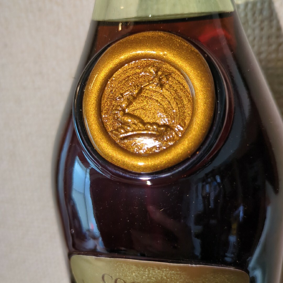 ヘネシー(ヘネシー)の【未開栓】V.S.O.P フィーヌ シャンパーニュ 1000ml ブランデー 食品/飲料/酒の酒(ブランデー)の商品写真