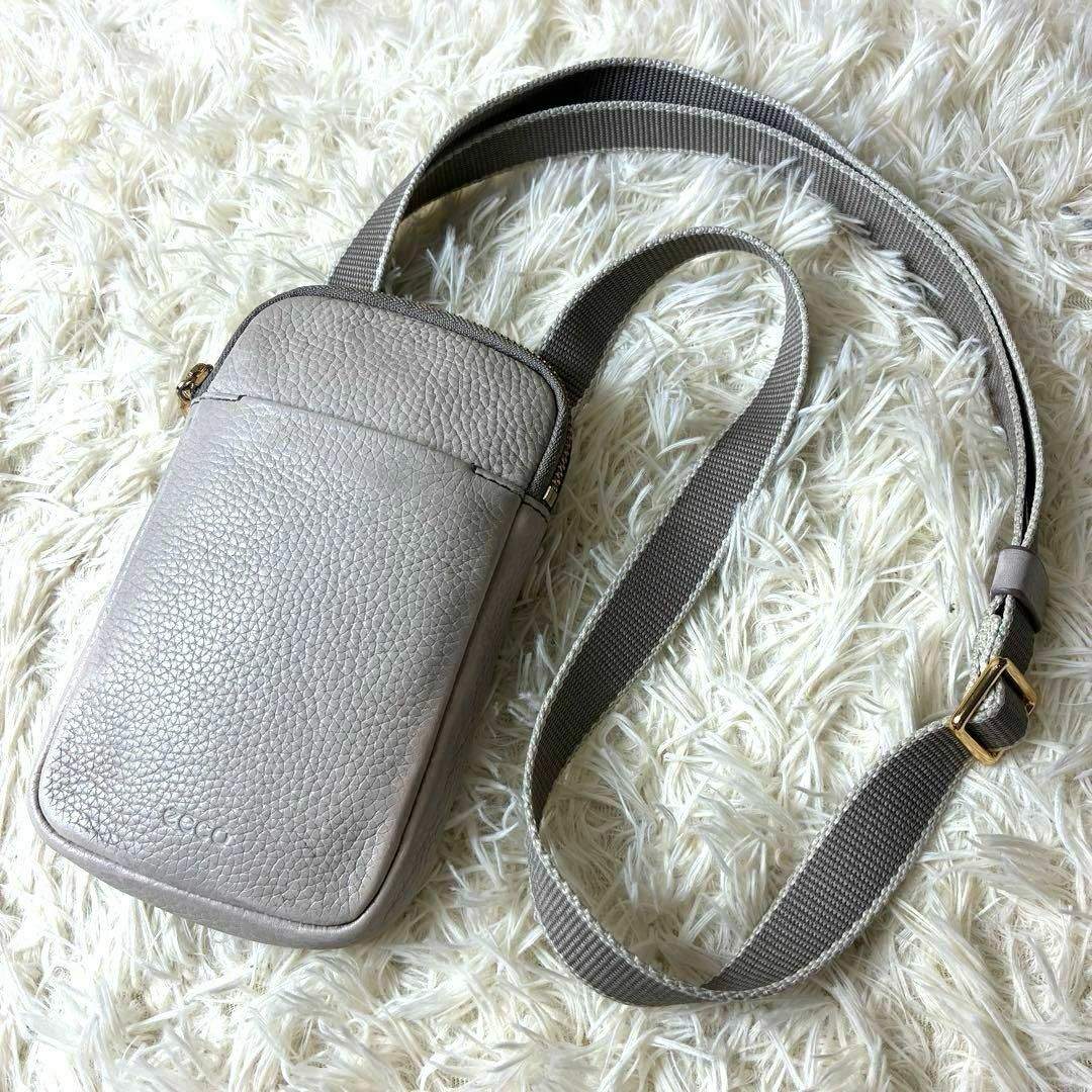ECCO(エコー)のECCO PHONE CARRY PEBBLED LEATHER スマホケース レディースのバッグ(ショルダーバッグ)の商品写真