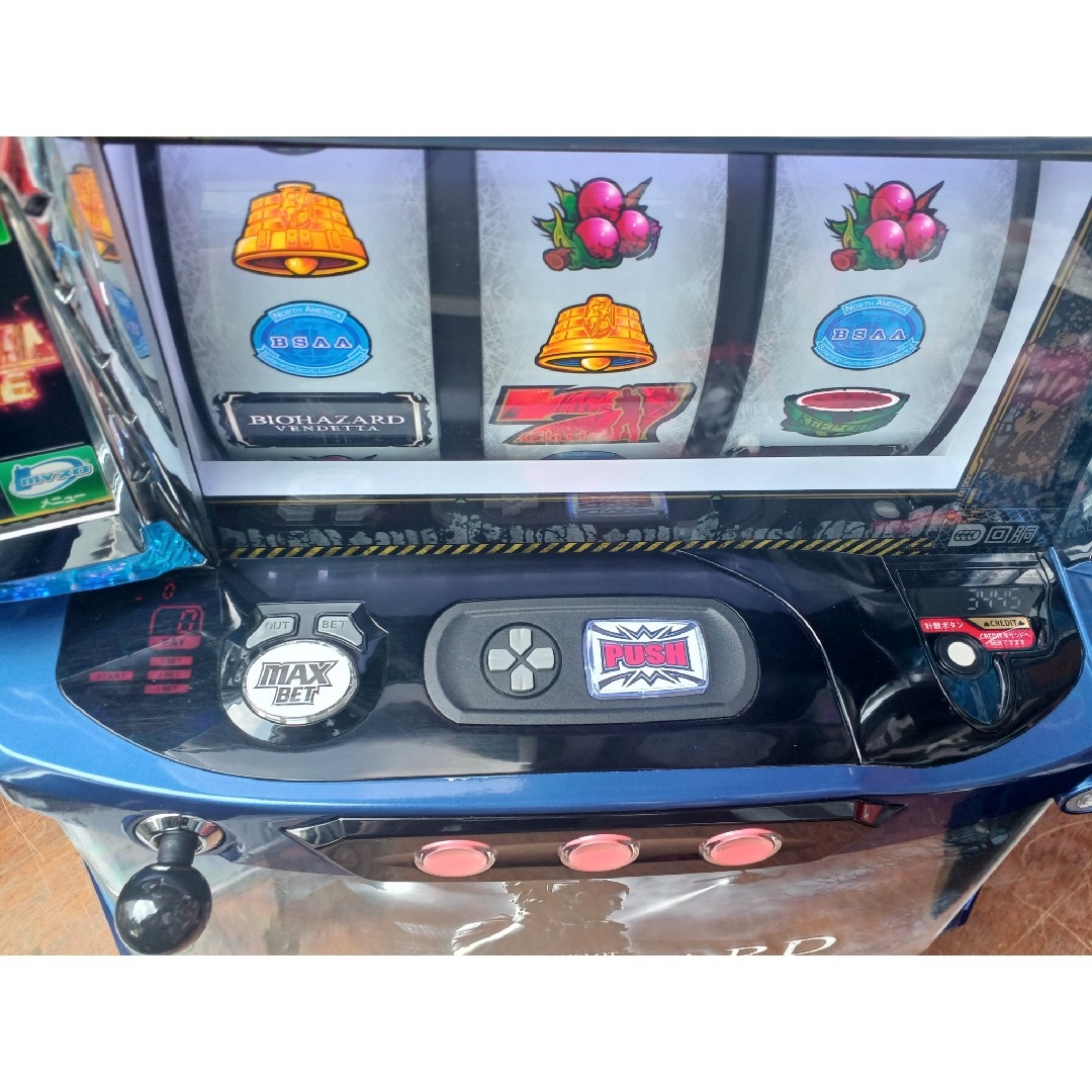 スマスロバイオハザード ヴェンデッタ 実機 エンタメ/ホビーのテーブルゲーム/ホビー(パチンコ/パチスロ)の商品写真
