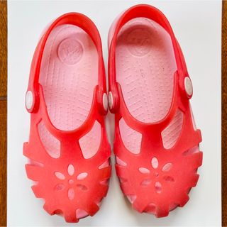 クロックス(crocs)のCrocs キッズサンダル C11 18cm ピンク お花 模様(サンダル)