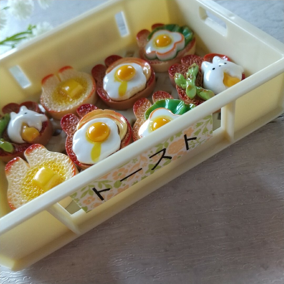 フードコンテナ付デコパーツ #1290 うさぎ型トースト ハンドメイドのおもちゃ(ミニチュア)の商品写真