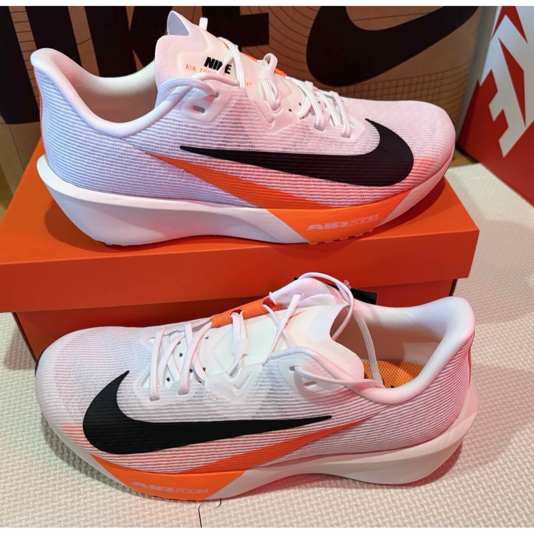 NIKE(ナイキ)のナイキ　エアズームライバル4 スポーツ/アウトドアのランニング(シューズ)の商品写真