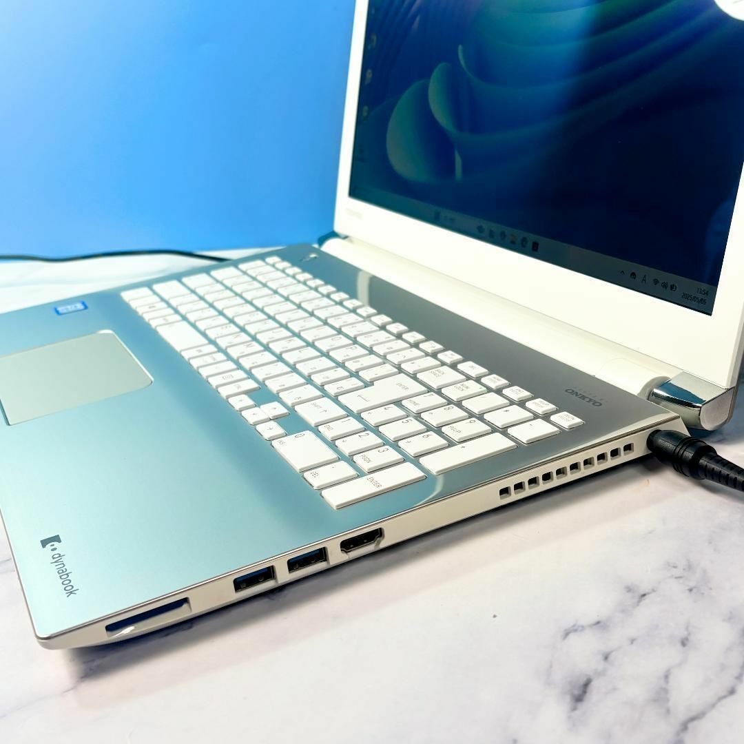 dynabook(ダイナブック)の超美品☆Core i7・メモリ16GB・フルHD・SSD512・ノートパソコン スマホ/家電/カメラのPC/タブレット(ノートPC)の商品写真