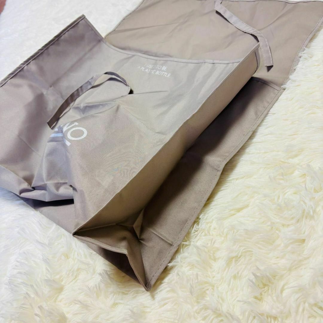 HERNO(ヘルノ)のHERNO ガーメントバッグ 保存袋 マチあり 未使用 エコ素材 ジャケット収納 インテリア/住まい/日用品の日用品/生活雑貨/旅行(旅行用品)の商品写真