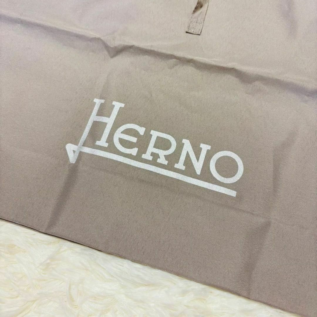 HERNO(ヘルノ)のHERNO ガーメントバッグ 保存袋 マチあり 未使用 エコ素材 ジャケット収納 インテリア/住まい/日用品の日用品/生活雑貨/旅行(旅行用品)の商品写真