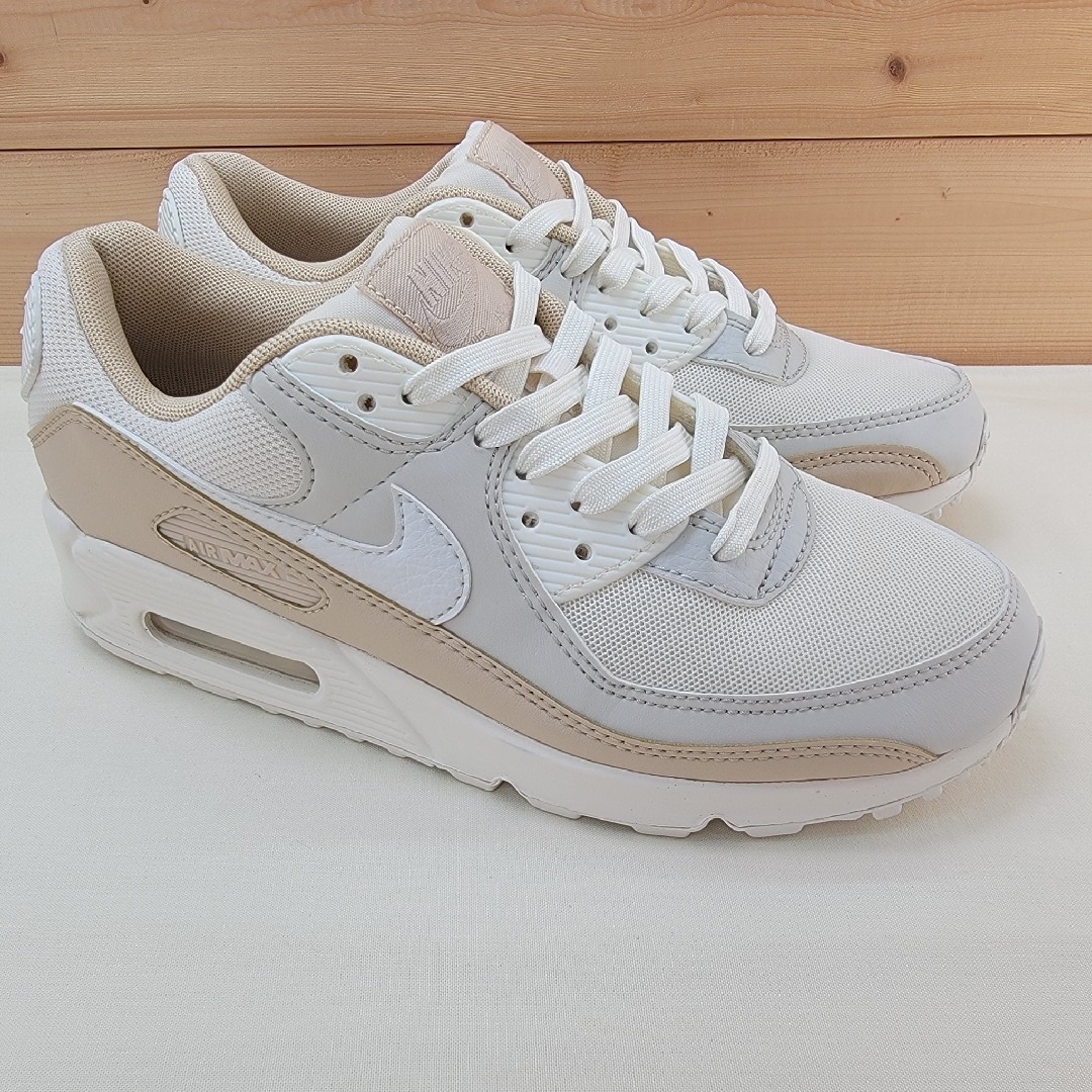 ナイキ ウィメンズ エアマックス90 ホワイト/ベージュ 23cm NIKE W AIR MAX 90 LV8 