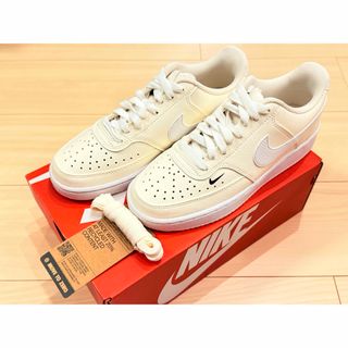 ナイキ(NIKE)の[未使用]NIKEオフホワイト ナイキ コート ビジョン FV9952-100(スニーカー)