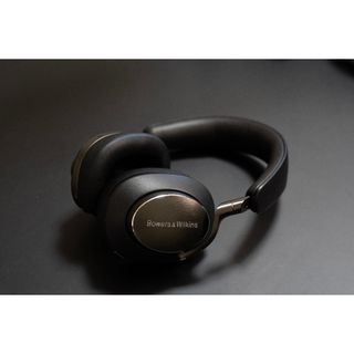 バウワースアンドウィルキンス(Bowers & Wilkins)のBowers & Wilkins Px8 B&W ワイヤレスヘッドホン ブラック(ヘッドフォン/イヤフォン)