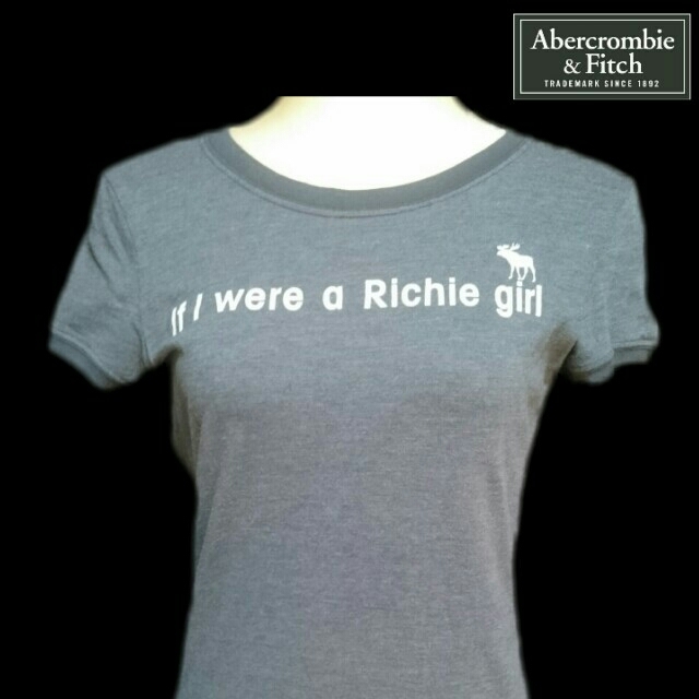 Abercrombie&Fitch(アバクロンビーアンドフィッチ)のアバクロ♥ムースロゴ Ｔシャツ カットソー ネイビー /レディース～ M レディースのトップス(Tシャツ(半袖/袖なし))の商品写真