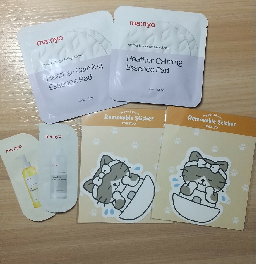 ma:nyo サンプル&ステッカーセット コスメ/美容のキット/セット(サンプル/トライアルキット)の商品写真