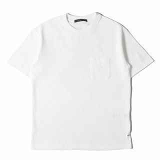 ルイヴィトン(LOUIS VUITTON)の【美品】LOUIS VUITTON ルイヴィトン Tシャツ サイズ:S / 24SS ハーフダミエ 鹿の子 ポケット Tシャツ (RM241Q VHI HJY40W) / ホワイト 白 / イタリア製 / トップス カットソー 半袖【メンズ】【中古】(Tシャツ/カットソー(半袖/袖なし))