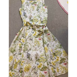 LAURA ASHLEY - ローラアシュレイ　ロング　ボタニカルワンピース