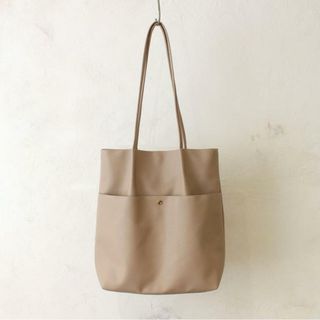 合皮シンプルタックトート(トートバッグ)