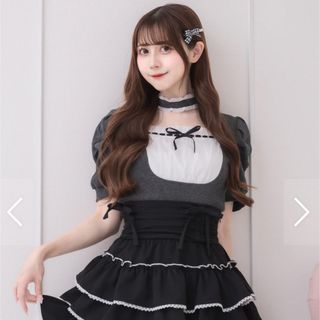 新品未開封♡♥pium ラウンドフリルチョーカー半袖カットソー　チャコール(カットソー(半袖/袖なし))