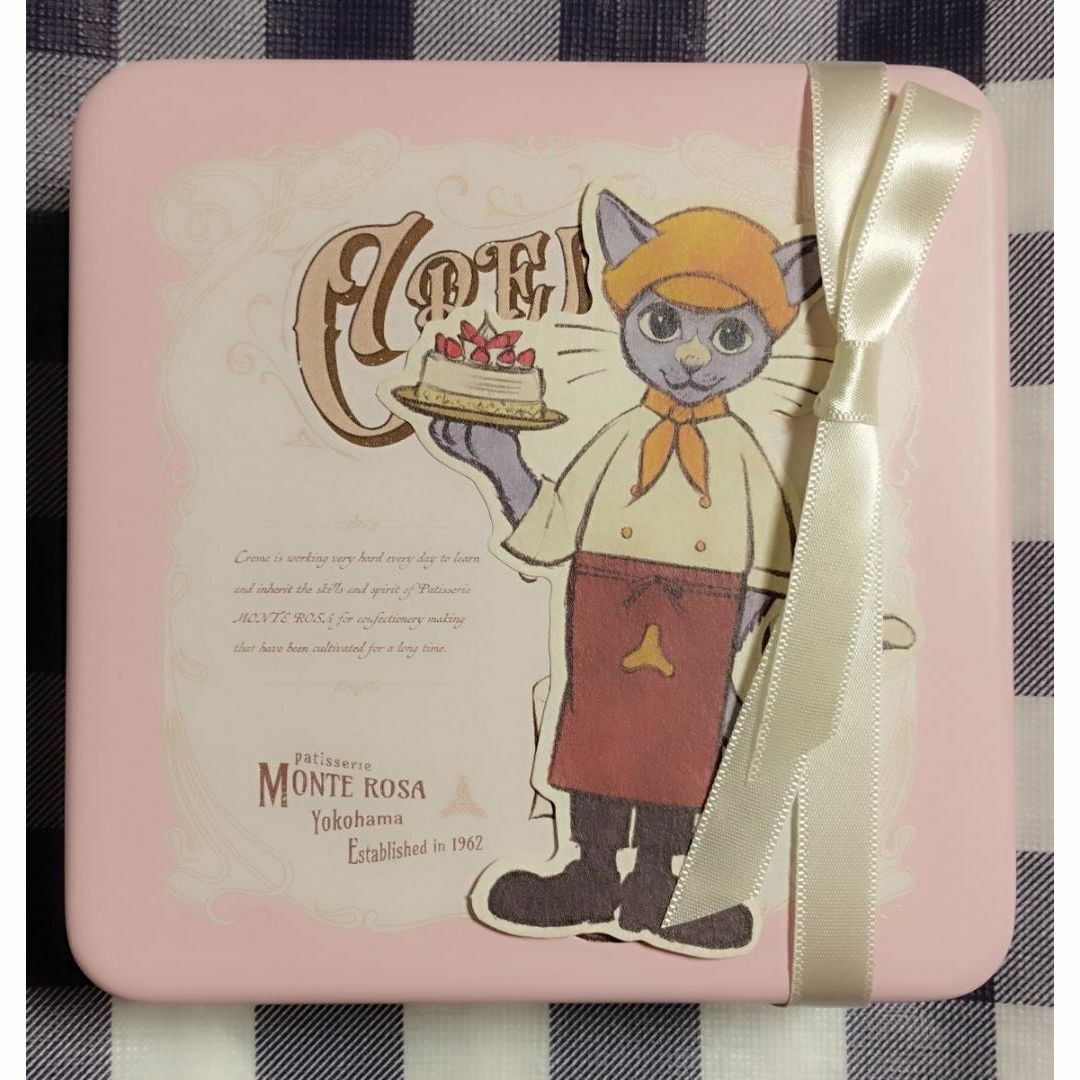 プチフールセック クッキー缶 ＊ パティスリー モンテローザ 食品/飲料/酒の食品(菓子/デザート)の商品写真