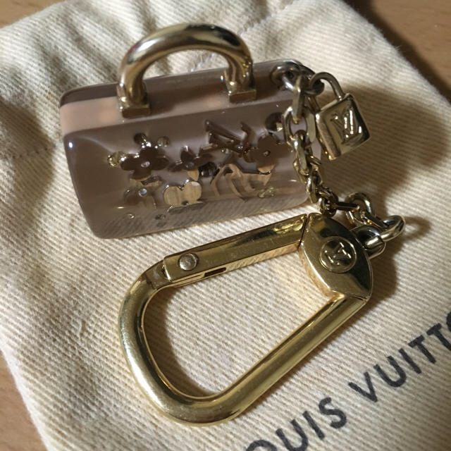 LOUIS VUITTON(ルイヴィトン)の日曜日まで値下げ正規品・美品ルイヴィトン・チャーム レディースのファッション小物(キーホルダー)の商品写真