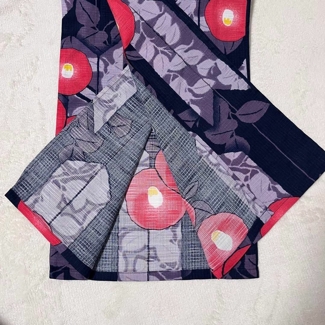 UNIQLO(ユニクロ)の浴衣 濃紺 椿 竹久夢二  綿紅梅 ゆかた 赤 紫 ユニクロ つばき レディースの水着/浴衣(浴衣)の商品写真